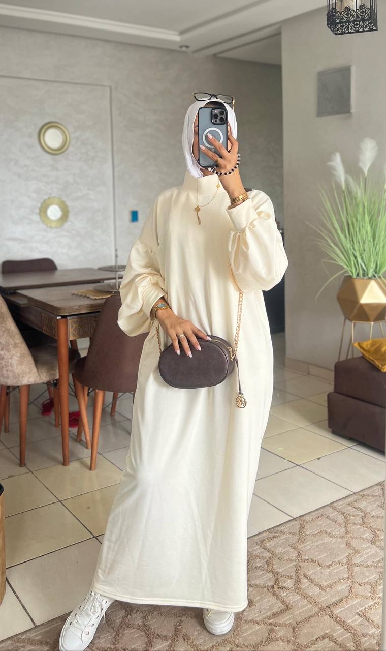 جلابة عصرية نسوية طويلة – ستايل رايق و مريح لجميع المناسبات