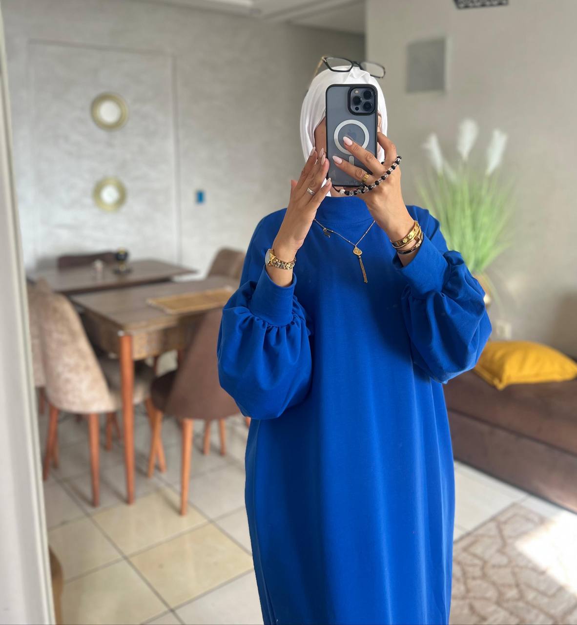 جلابة عصرية نسوية طويلة – ستايل رايق و مريح لجميع المناسبات